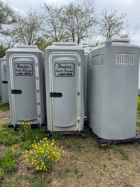 An application scenario or product detail of used portable toilets for sale - Image 11