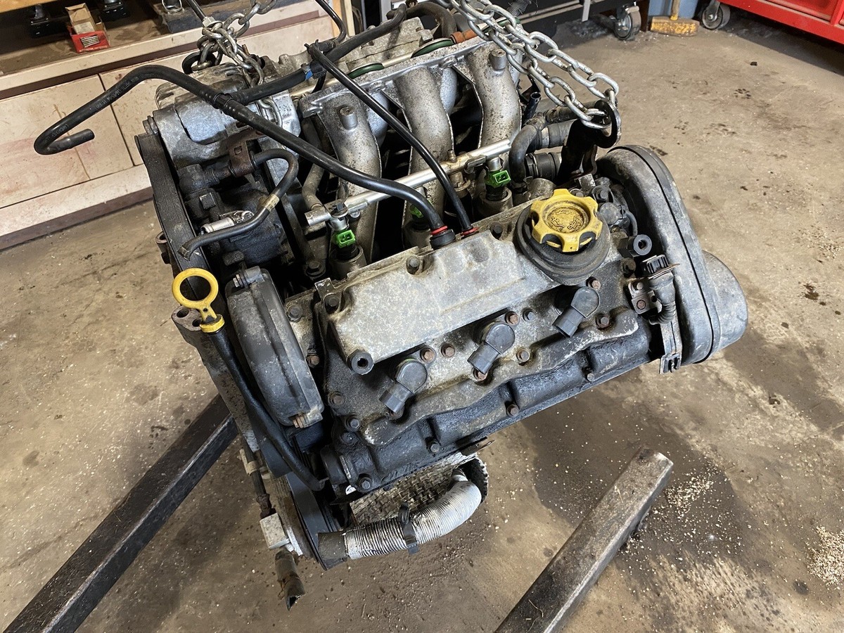 An application scenario or product detail of v6 engine for sale - Image 24