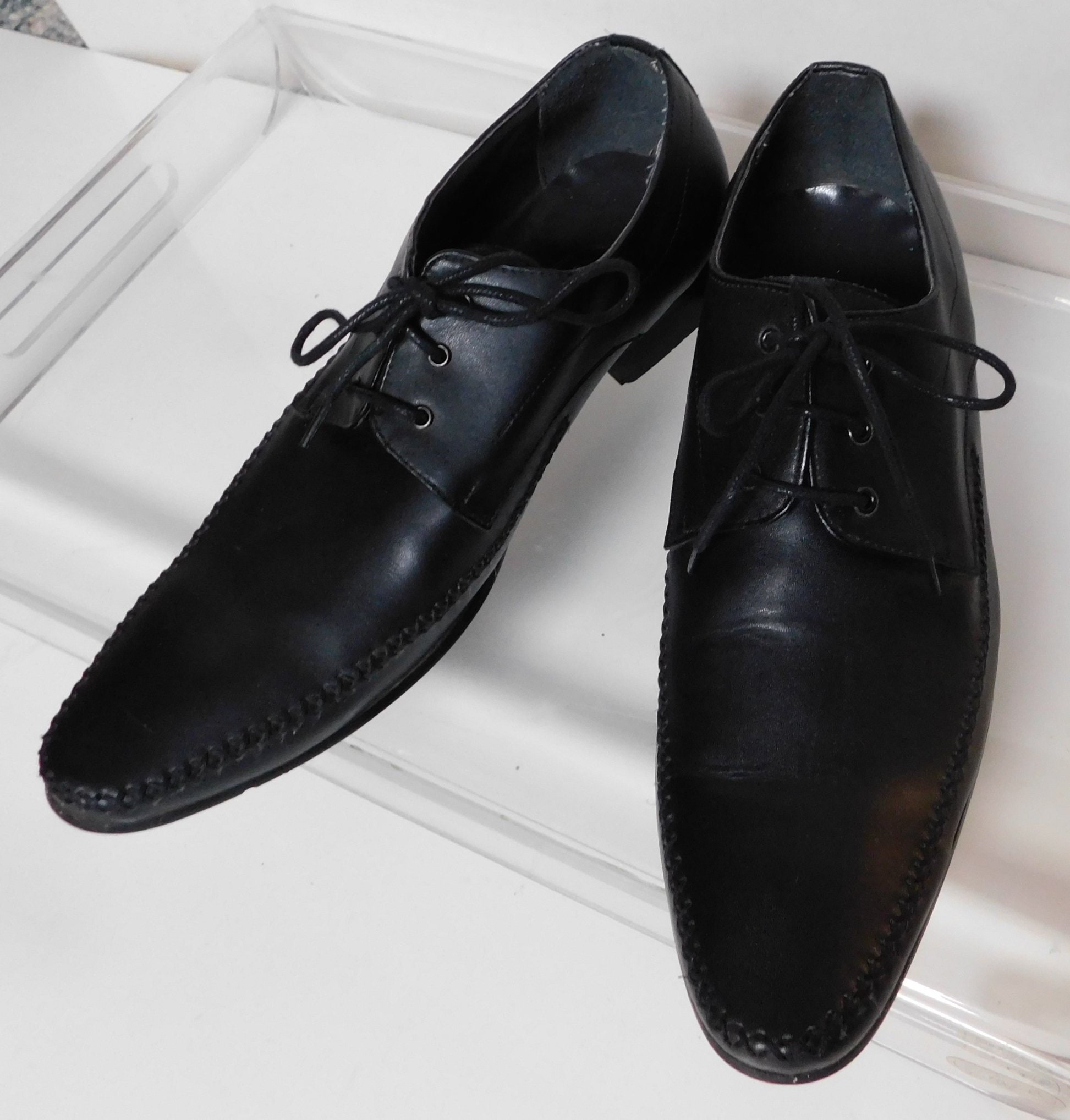 An application scenario or product detail of vero cuoio shoes - Image 5
