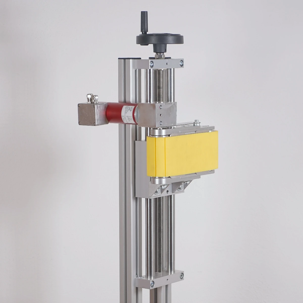 An application scenario or product detail of vertical conveyor belt - Image 13