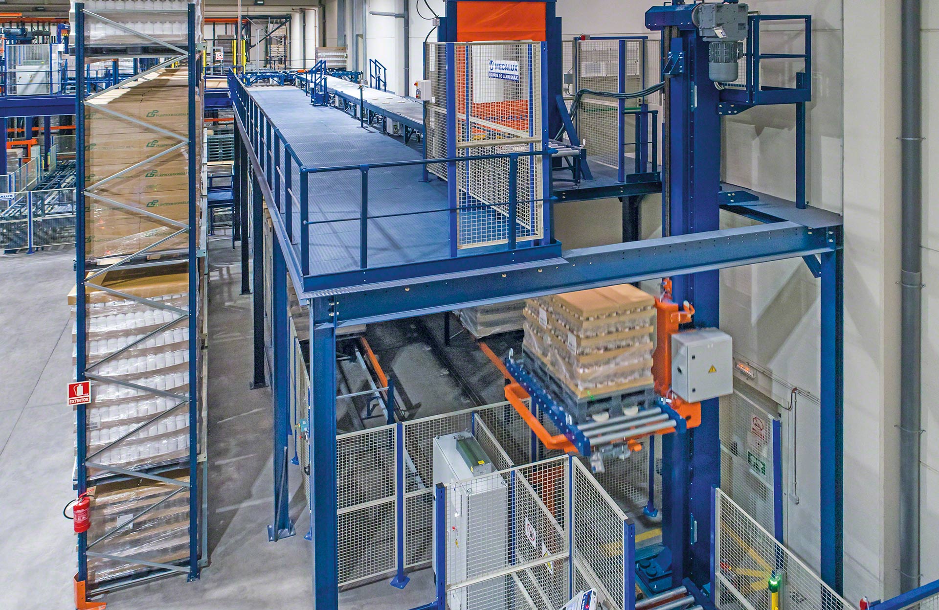 An application scenario or product detail of vertical lift conveyor systems - Image 7