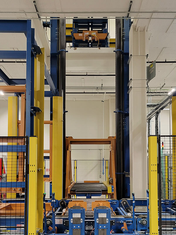 An application scenario or product detail of vertical lift conveyor systems - Image 21