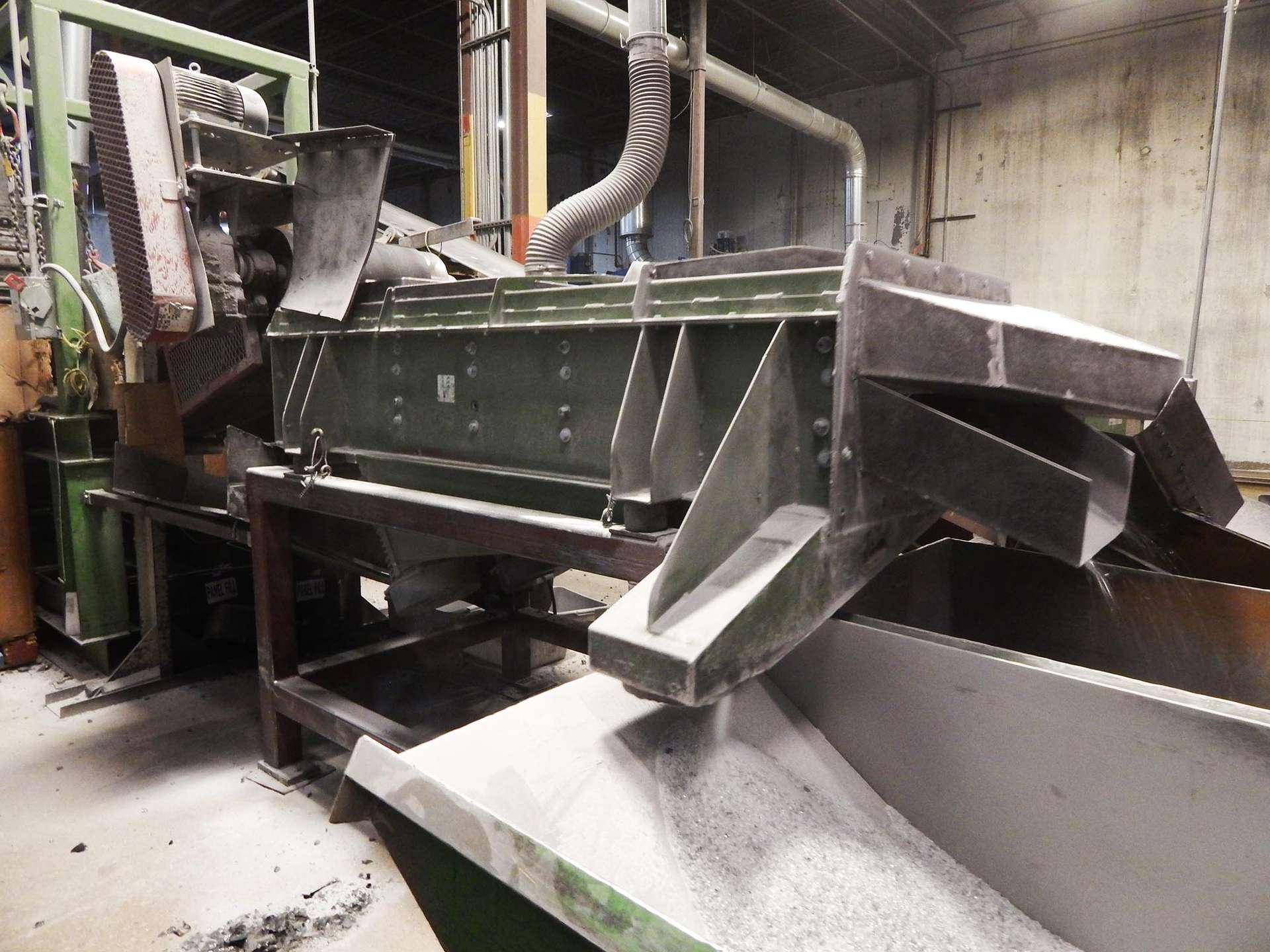 An application scenario or product detail of vibratory screener - Image 23
