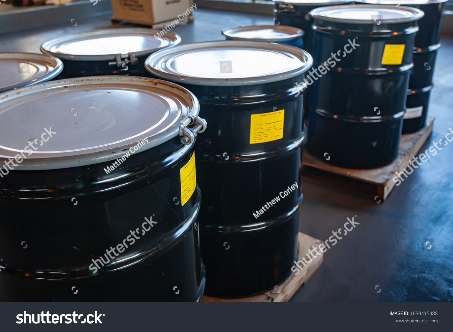 An application scenario or product detail of waste drum - Image 21