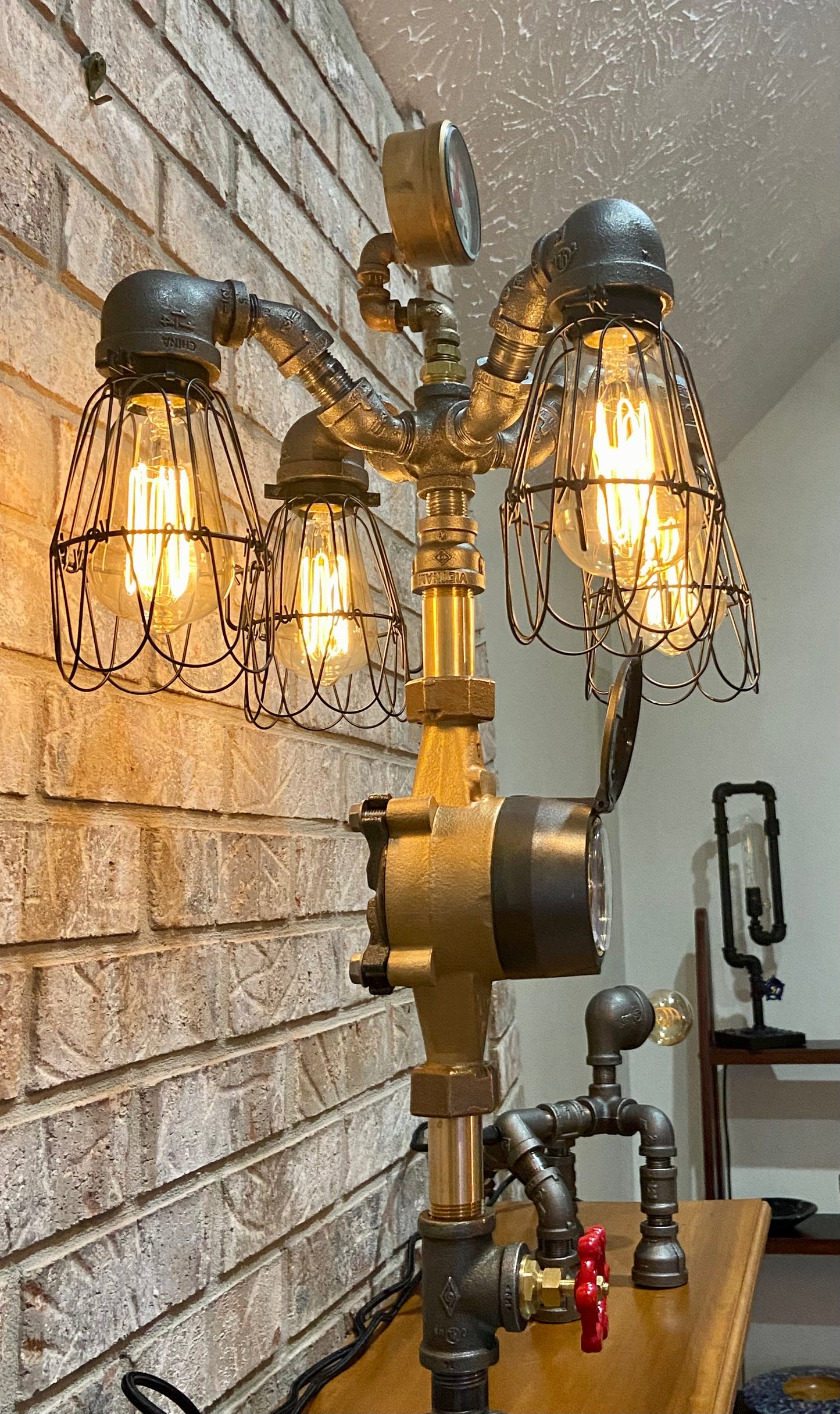 An application scenario or product detail of water lamp - Image 2
