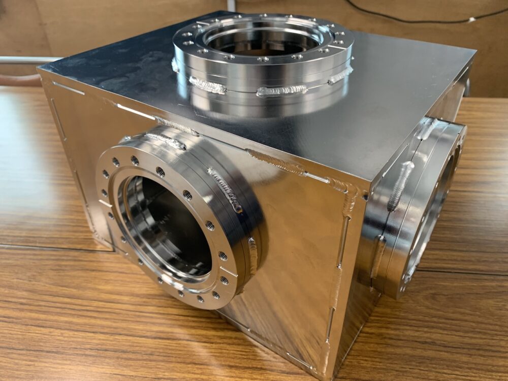 An application scenario or product detail of what is a vacuum chamber made of - Image 3