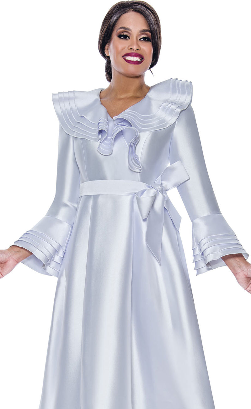 An application scenario or product detail of white church dresses - Image 4
