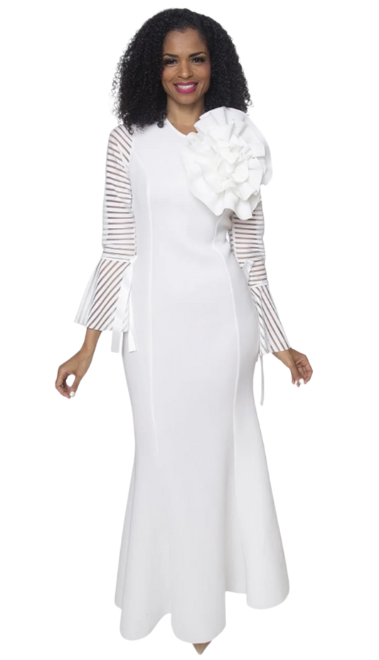 An application scenario or product detail of white church dresses - Image 12