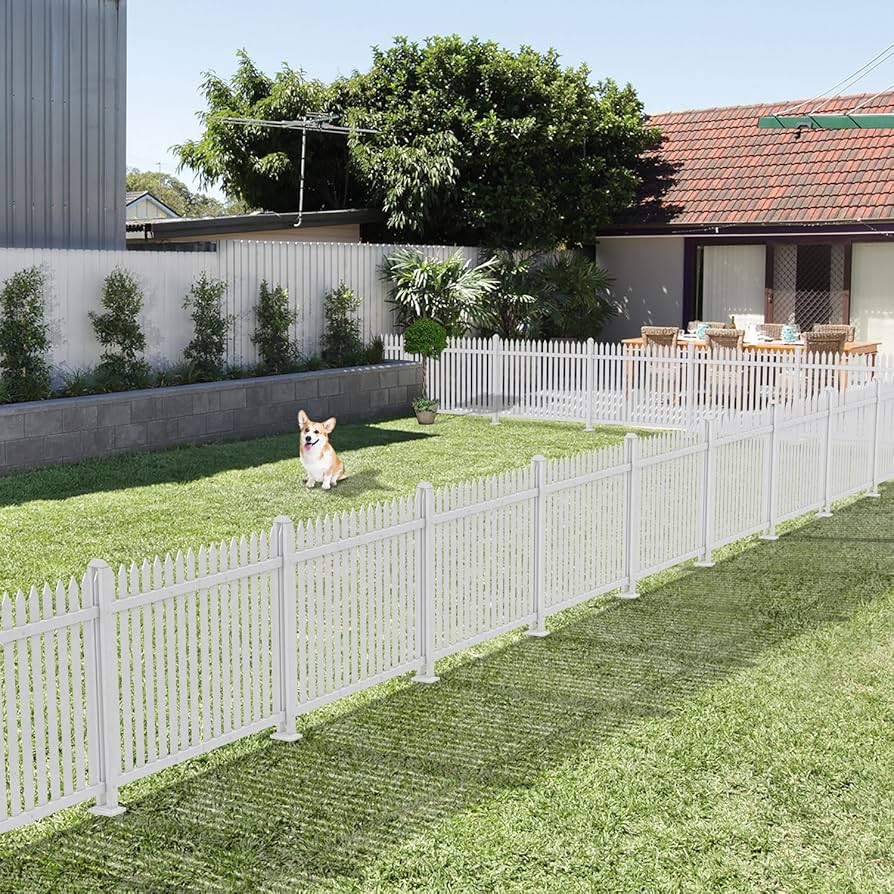 An application scenario or product detail of white picket fence panels - Image 3