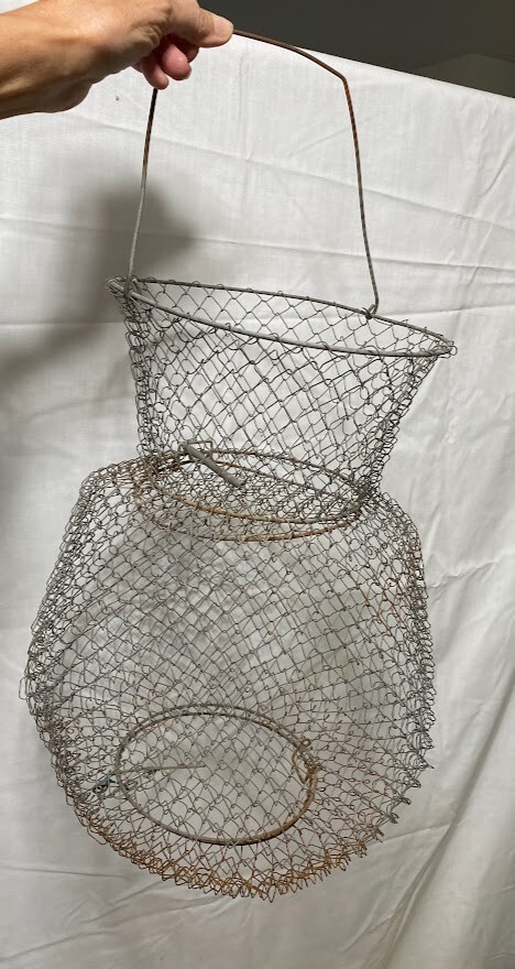 An application scenario or product detail of wire fish basket - Image 5
