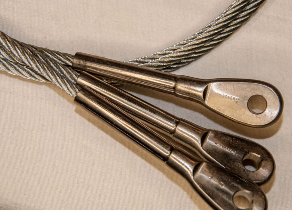 An application scenario or product detail of wire rope ends - Image 7