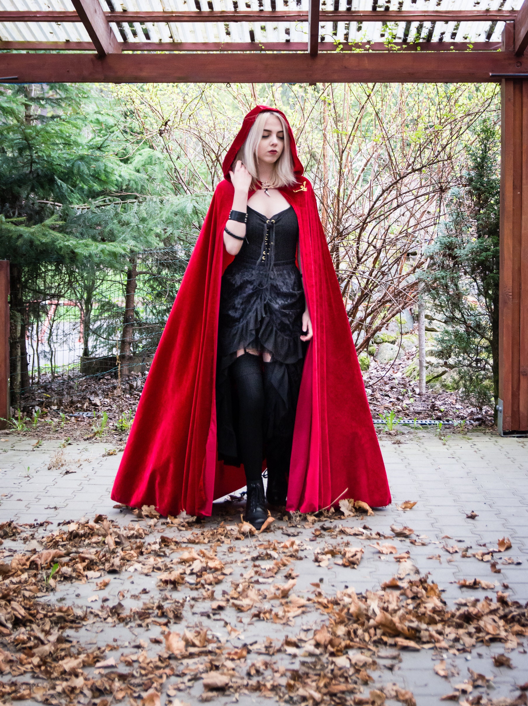 An application scenario or product detail of women's dark red hooded cape - Image 4