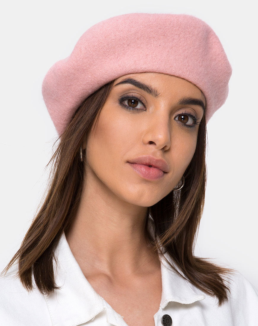 An application scenario or product detail of women's light pink beret - Image 15