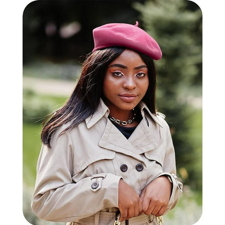 An application scenario or product detail of women's light pink beret - Image 21