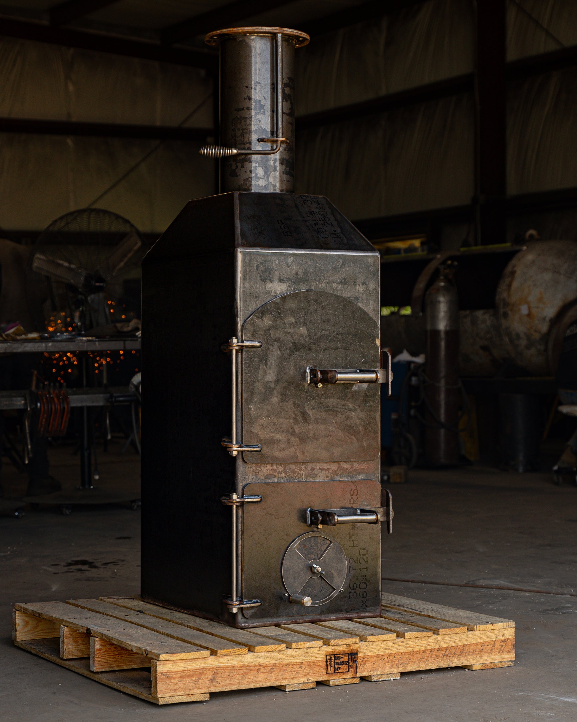 An application scenario or product detail of wood burn barrel - Image 9