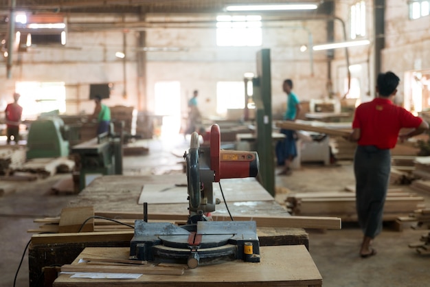 An application scenario or product detail of wooden cut machine - Image 16