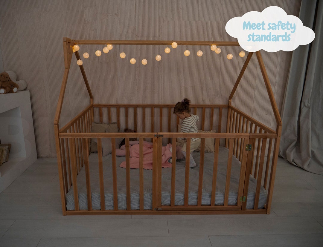 An application scenario or product detail of wooden play pen - Image 3