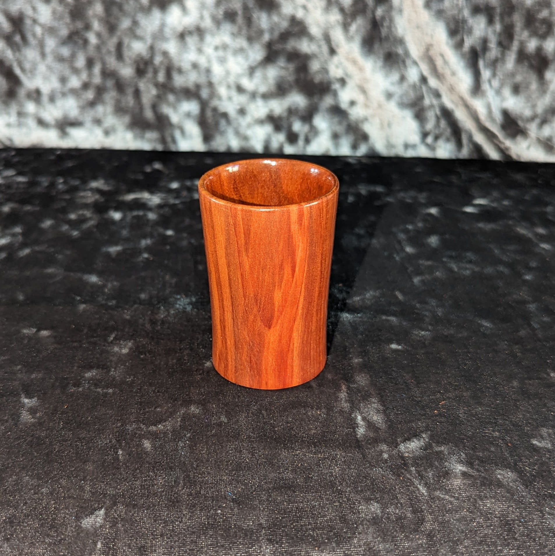 An application scenario or product detail of wood's glass for sale - Image 21