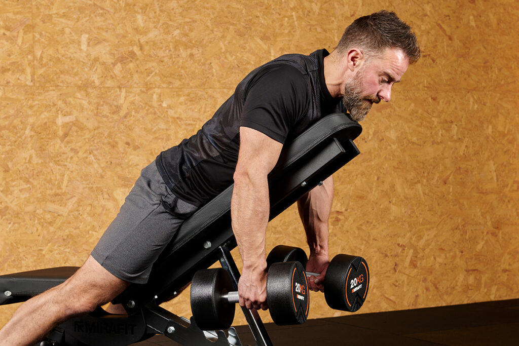 An application scenario or product detail of workout shrug - Image 1