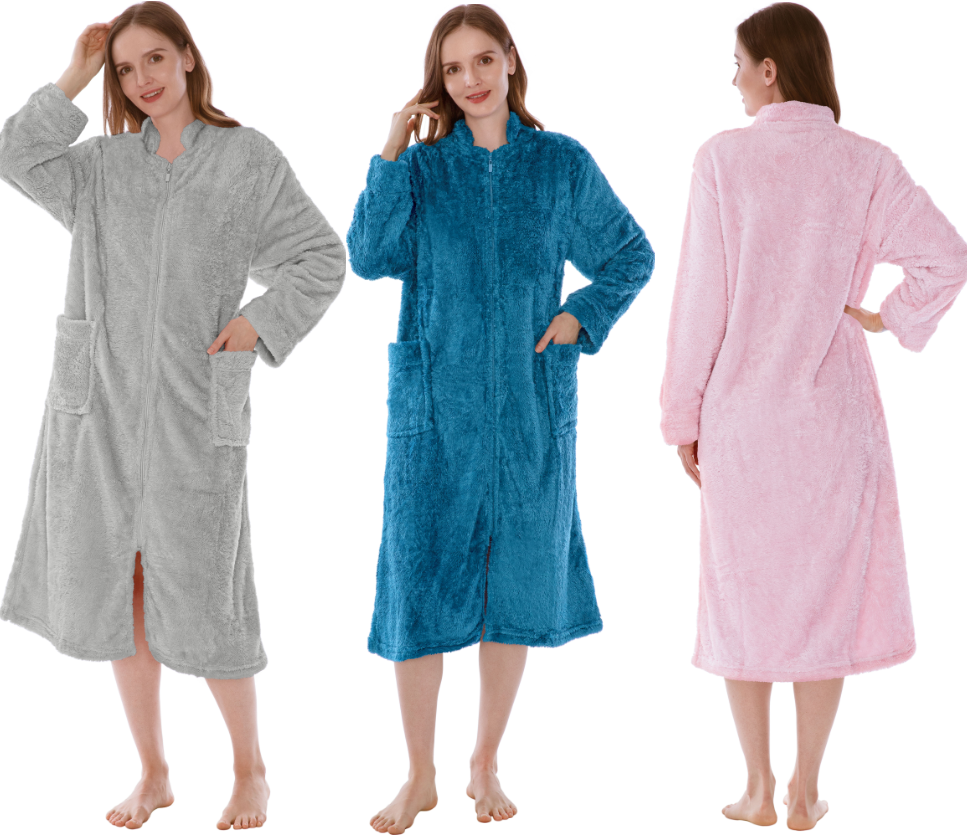An application scenario or product detail of zipper front housecoat summer zipper -snap - Image 9