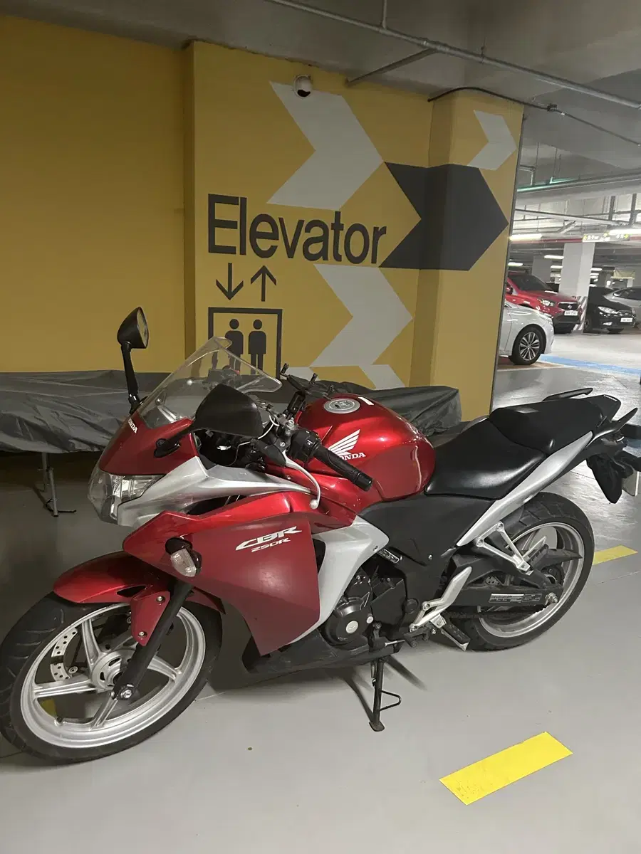 An application scenario or product detail of 중고 250rr - Image 7